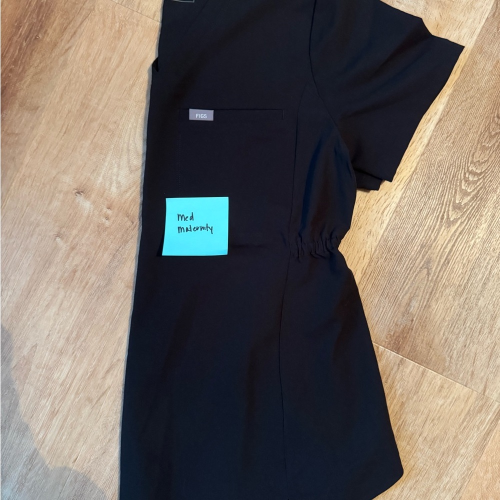 Figs Black maternity set